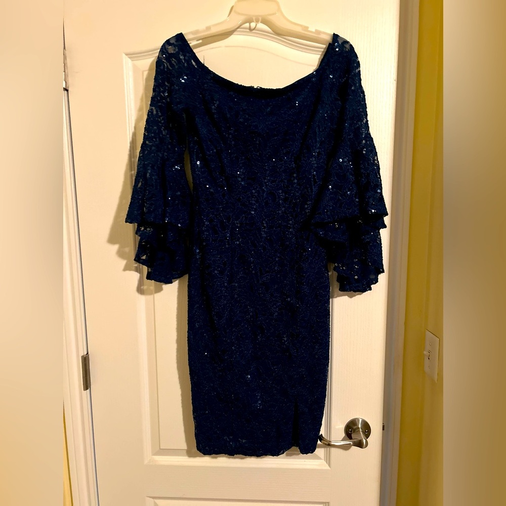 Venus sequin lace navy blue dress - M Size 8